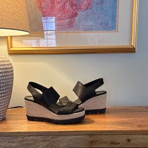 Sorel Black and Tan Wedge Sandals